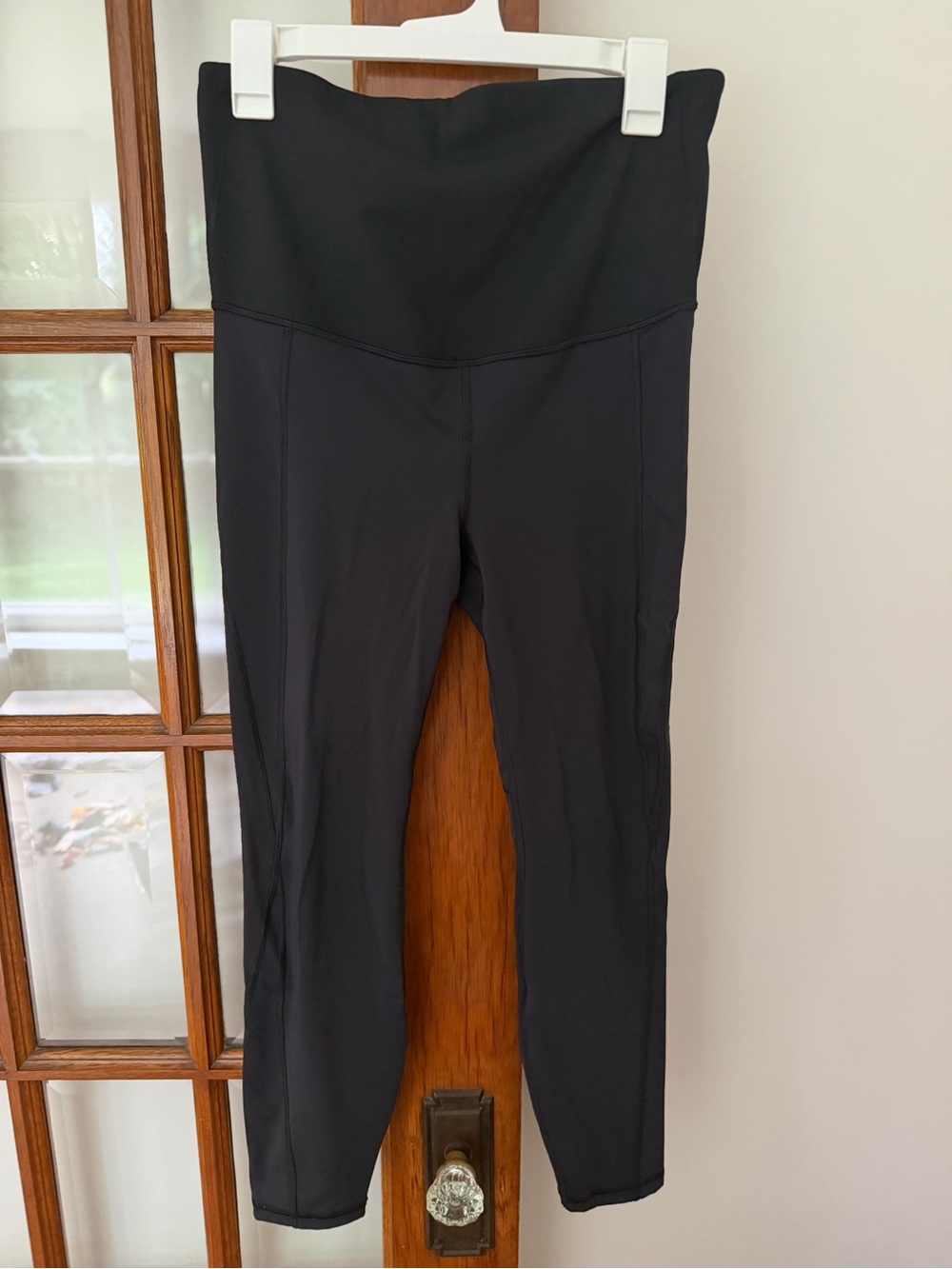 Maternity GAP Black Athletic Leggings with Interior Care Tag